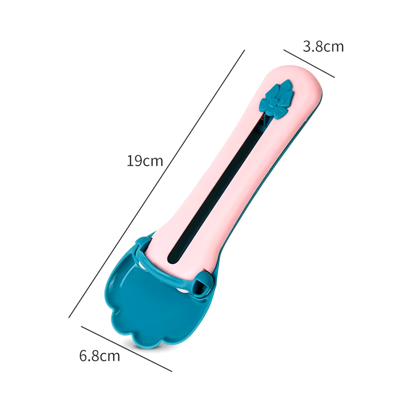 Pet Multifunctional  Feeding Spoon